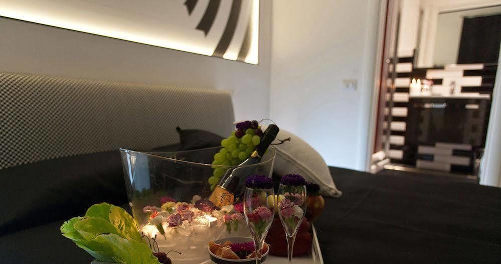 Little Rose Lodge Rome Bagian luar foto